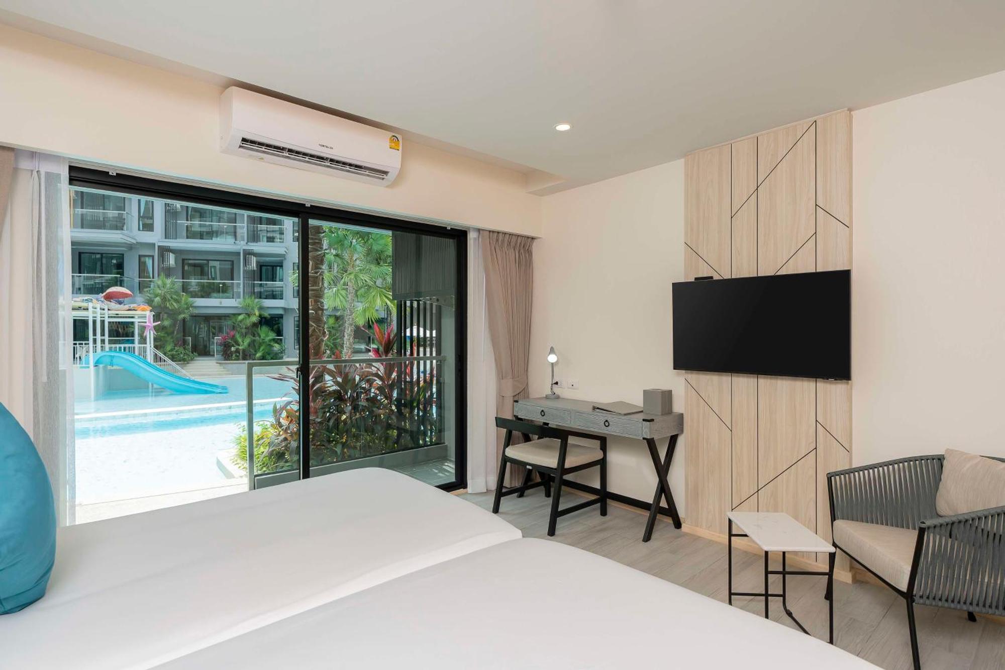 โรงแรม Western Carapace